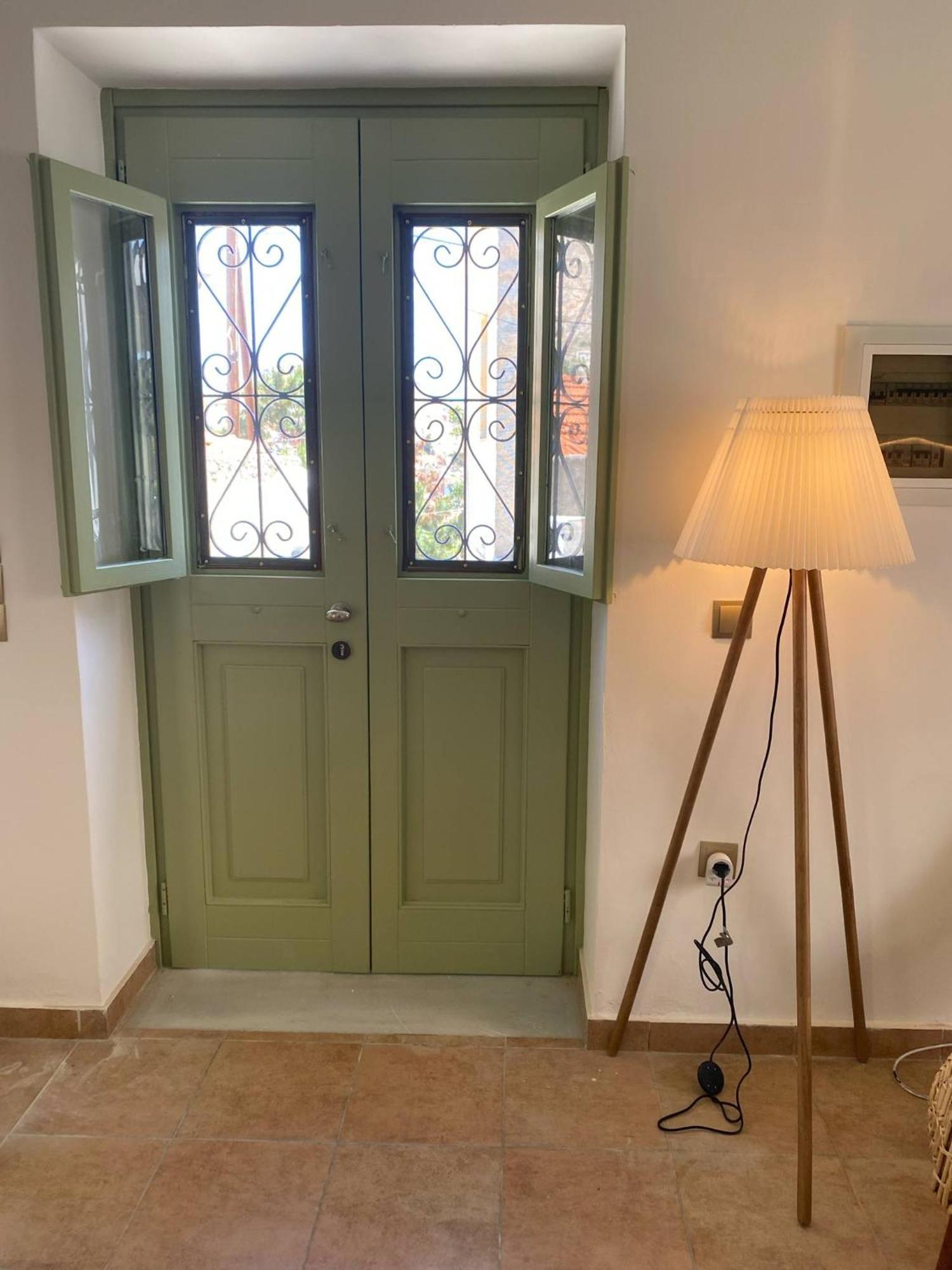 האלקי Villa Theoni מראה חיצוני תמונה